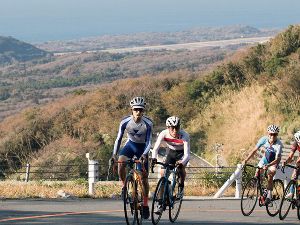 大島で開催される自転車ヒルクライムレース