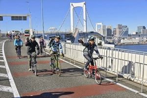 東京の臨海部を自転車で走るライドイベント