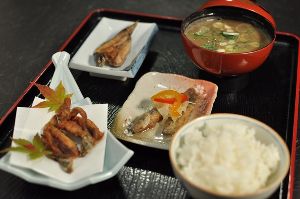 各店オリジナルのどぜうメニュー