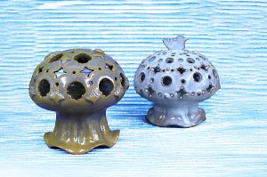 クラゲ先生と作ろう！越前焼のクラゲ灯りとり画像