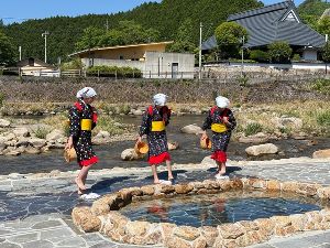 奥津温泉 足踏み洗濯実演（11月）画像