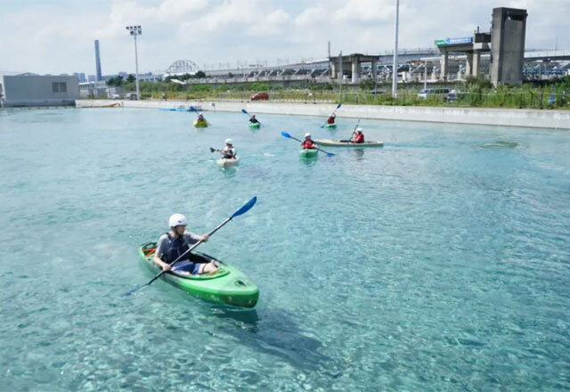 緩やかな流れでゆったりカヌー体験