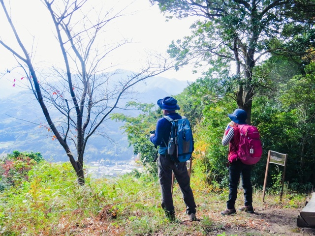 長門三隅　晩秋の久原山眺望トレック