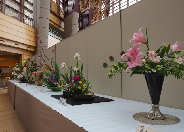 諸流華道会いけばな展